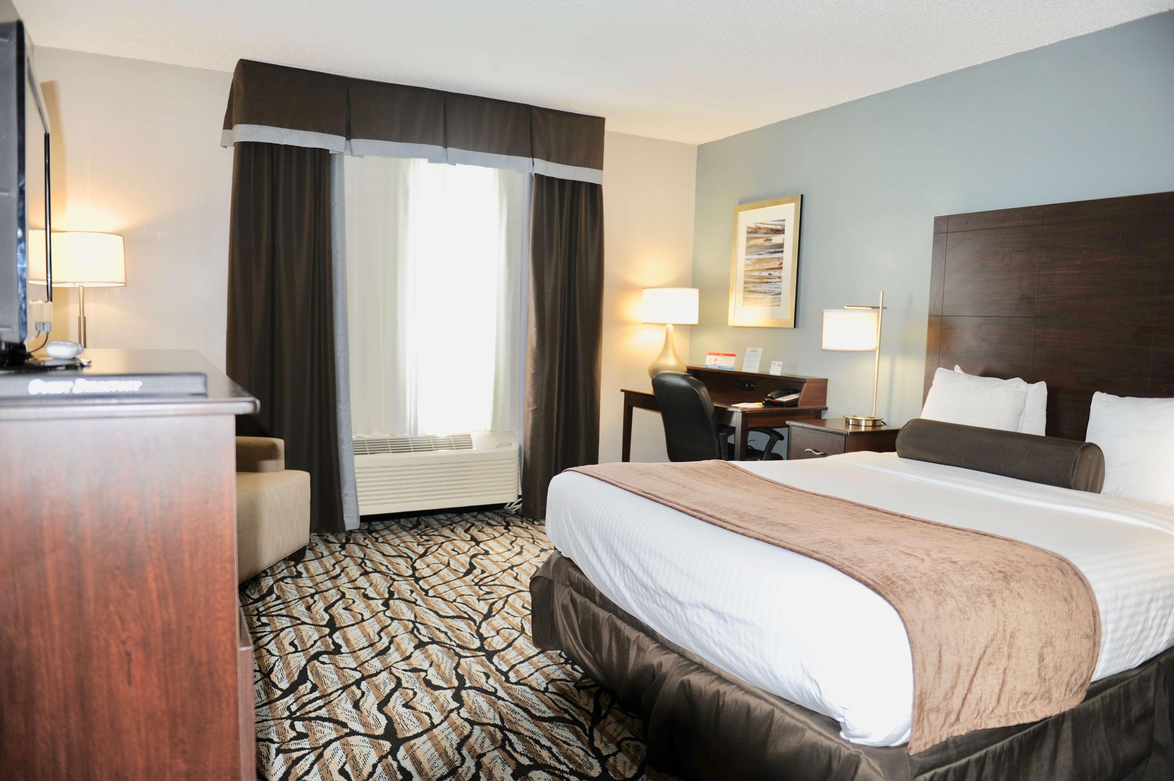 Days Inn & Suites By Wyndham Уосо Экстерьер фото