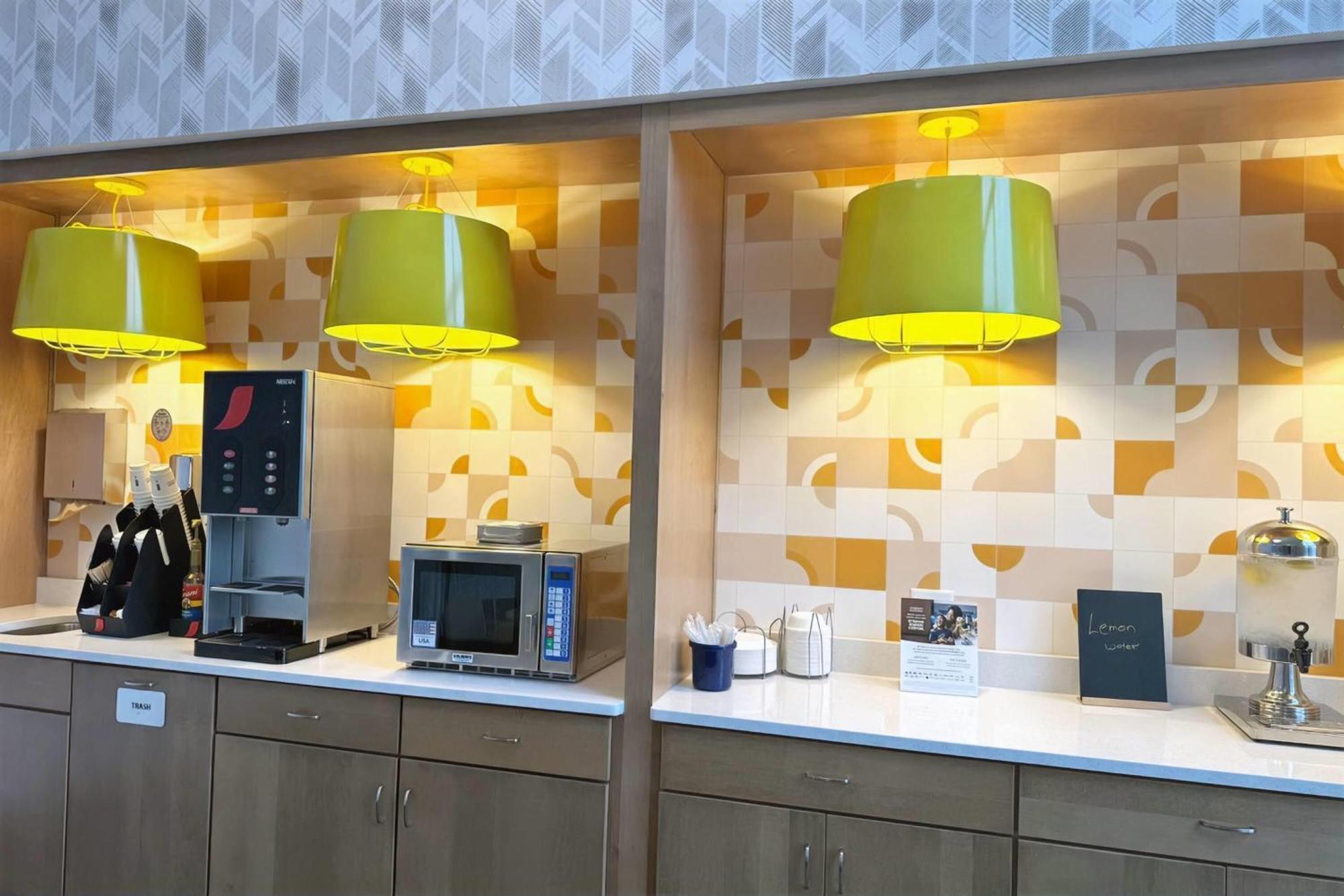 Days Inn & Suites By Wyndham Уосо Экстерьер фото